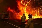 Gold supply at risk as Australia drought hits mine output
