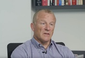 Woodford fund extends withdrawal ban for investors