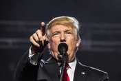 Trump scraps Iran nuclear deal