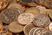 Gold continues to test record highs