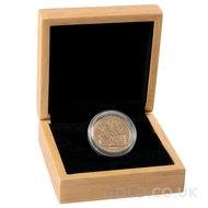 Gold Sovereign Coin Elizabeth II Fifth Head in Gift Box