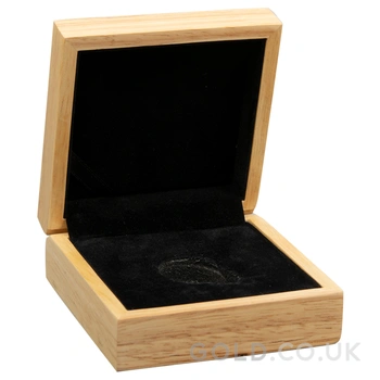 Oak Coin Gift Box for Sovereign or 1/4oz Coins